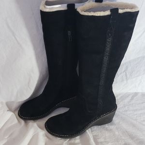 UGG Australia "Hartley" Wedge Boot (S/N: 3342)
